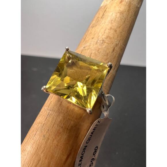NEW Princess cut lemon quartz sterling silver ring size 7 - Picture 1 of 11